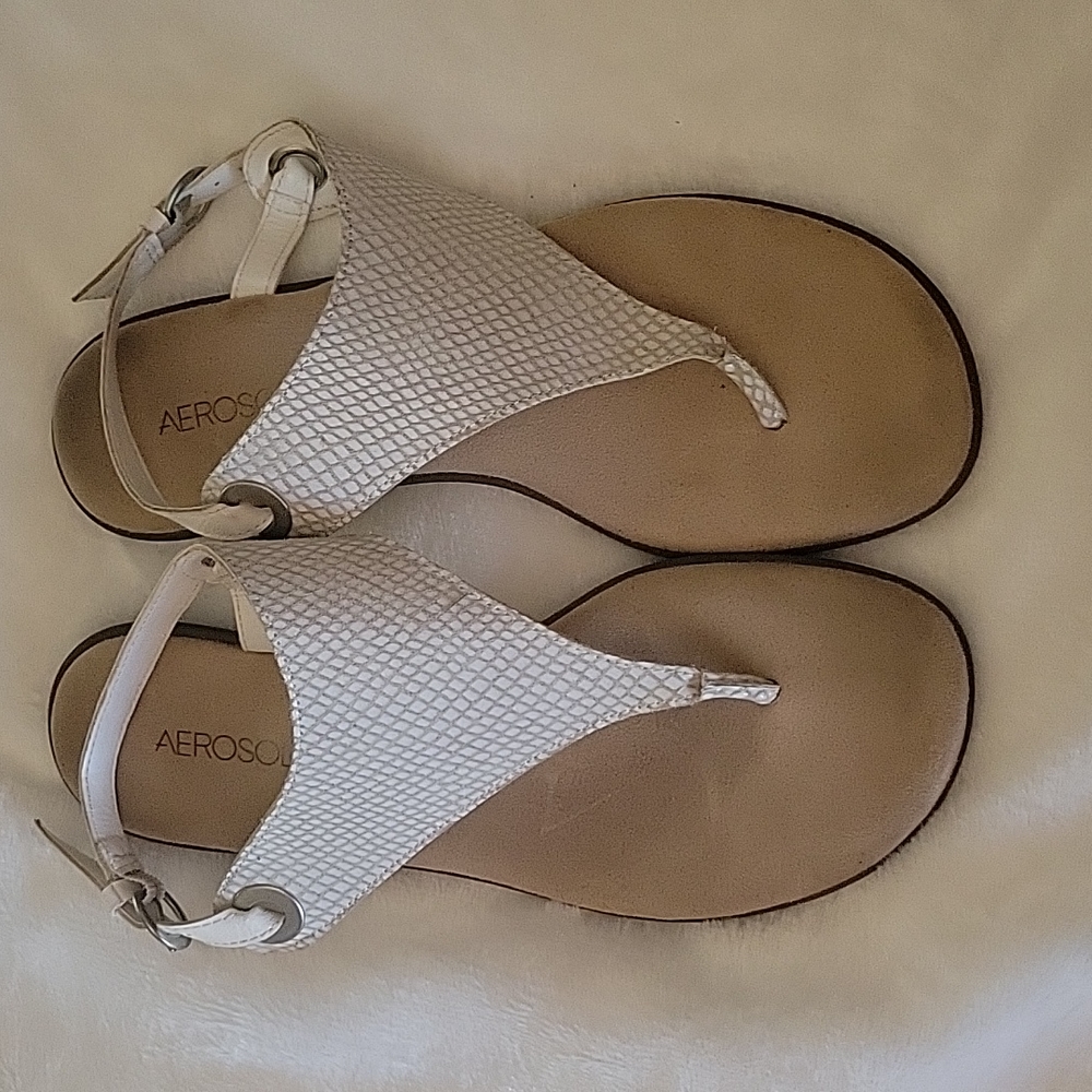 Aeeosoles Sandles Size 8